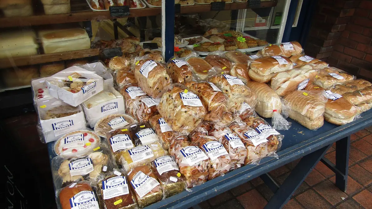 Loughran's Bakery – bakery in Greenrigg, Whitburn